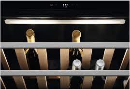 Built-in wine cabinet AEG KWE884520M
